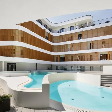 Baltic Waves & B110 公寓 米兹多洛杰