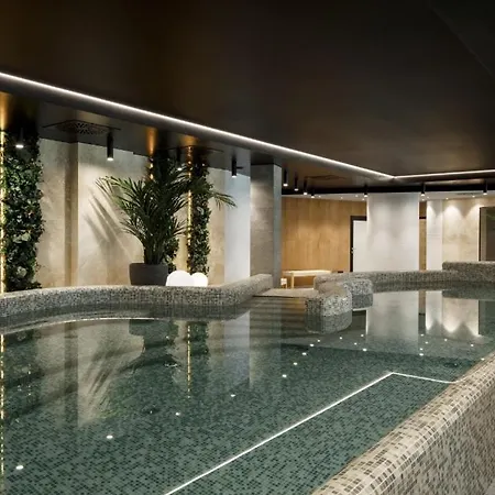 Baltic Waves & B110 * 미엥지즈드로예