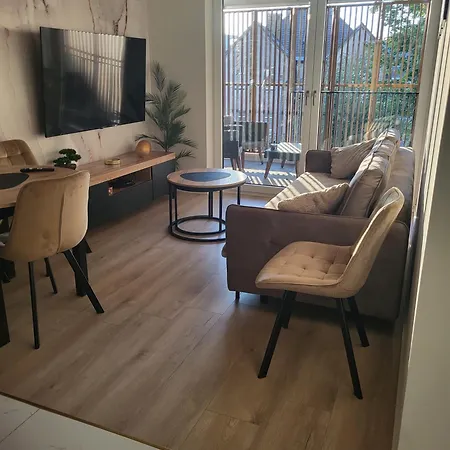 아파트 Baltic Waves & B110