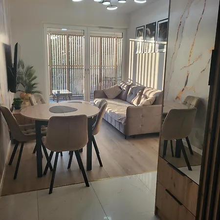 Baltic Waves & B110 米兹多洛杰